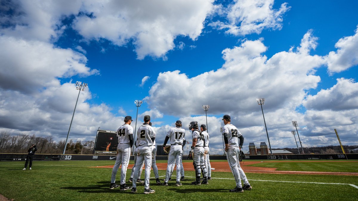 Purdue Baseball (@purduebaseball) on Twitter photo π¨ Updated Start Time on Tuesday at Alexander
4pm ET is the new 1st pitch time as it's #Purdue vs Indiana State in a midweek rematch. #BoilerUp
$3 Deals on ποΈππΊπΏ presented by <a href="/IndianaPackers/">Indiana Packers Corp</a> are available. π¨ Updated Start Time on Tuesday at Alexander
4pm ET is the new 1st pitch time as it's #Purdue vs Indiana State in a midweek rematch. #BoilerUp
$3 Deals on ποΈππΊπΏ presented by <a href="/IndianaPackers/">Indiana Packers Corp</a> are available.