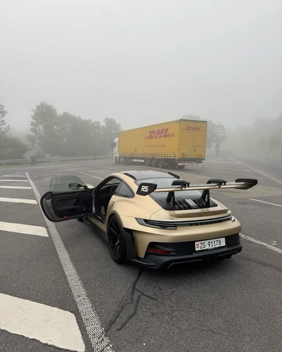 VINTAGE (@carsighting) on Twitter photo 