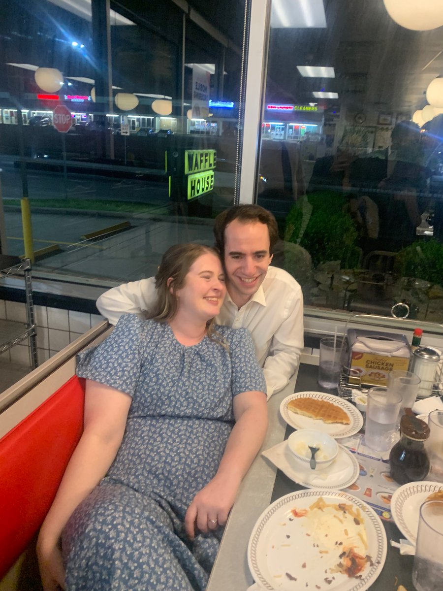 ern the elf 🏳️‍🌈 tweet media