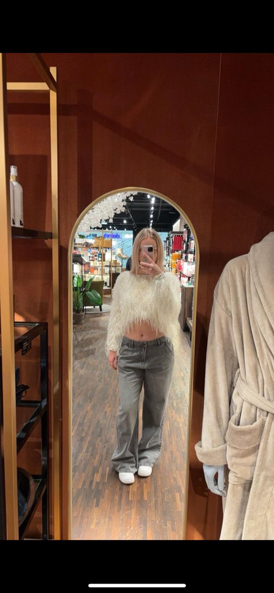 Mal wieder shoppen gewesen…
210€ sind noch zu übernehmen!
Zack Zack in meine DMs