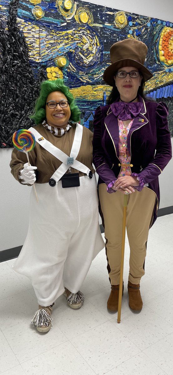Glen Cove Elementary #KeepShining #StarStrong (@glencoveelem) on Twitter photo This week we’re celebrating Librarians Week and honoring Mrs. Zambrano, our amazing librarian at Glen Cove!
She inspires a love of reading, creativity, and curiosity in our students every day. Thank you for all you do to support our school and make a difference! <a href="/GCStars_Library/">Glen Cove Stars Library</a> This week we’re celebrating Librarians Week and honoring Mrs. Zambrano, our amazing librarian at Glen Cove!
She inspires a love of reading, creativity, and curiosity in our students every day. Thank you for all you do to support our school and make a difference! <a href="/GCStars_Library/">Glen Cove Stars Library</a>