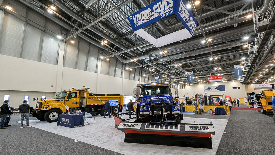 vikingcives's tweet photo. Come check out our latest non-CDL Class 6 medium-duty build today and tomorrow at the American Public Works Association North American Snow Conference in Grand Rapids, Michigan.

See the complete Proline Journeyman product guide at https://t.co/DQr9INPk3F

#Show4Snow #NASC25 https://t.co/0990z7wg9z