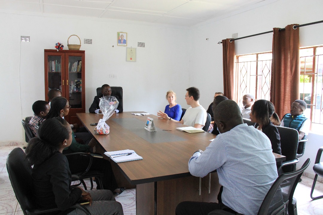 Roadsafetyz's tweet photo. EU Road Safety Experts Visit Zambia for Capacity Building Training🚦

ZRST is excited to announce the visit of two renowned road safety experts, Sonja Forward and Aliaksei Laureshyn, as part of the EU AfroSafe Project. 

#RoadSafety #AfroSafe #Zambia #EUProject #SaferRoads https://t.co/HpdBiuLNSA