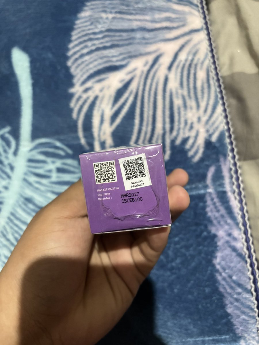 wts serum glow fx

price 60k