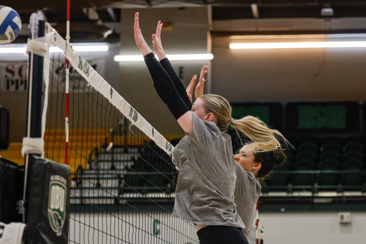 Flashing back to Friday’s scrimmage ⚡️🏐👏