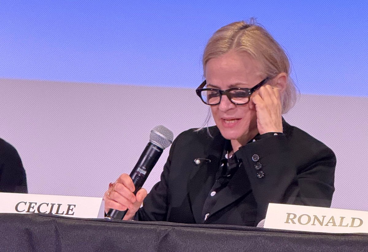 🎭 In rehearsal mode for tonight's #FiPresents 'Cruel Intentions' Live Read starring Cristin Milioti, Amy Sedaris, Julia Fox, Justice Smith, James Scully, Tomas Matos, Martine Gutierrez and Spike Einbinder.