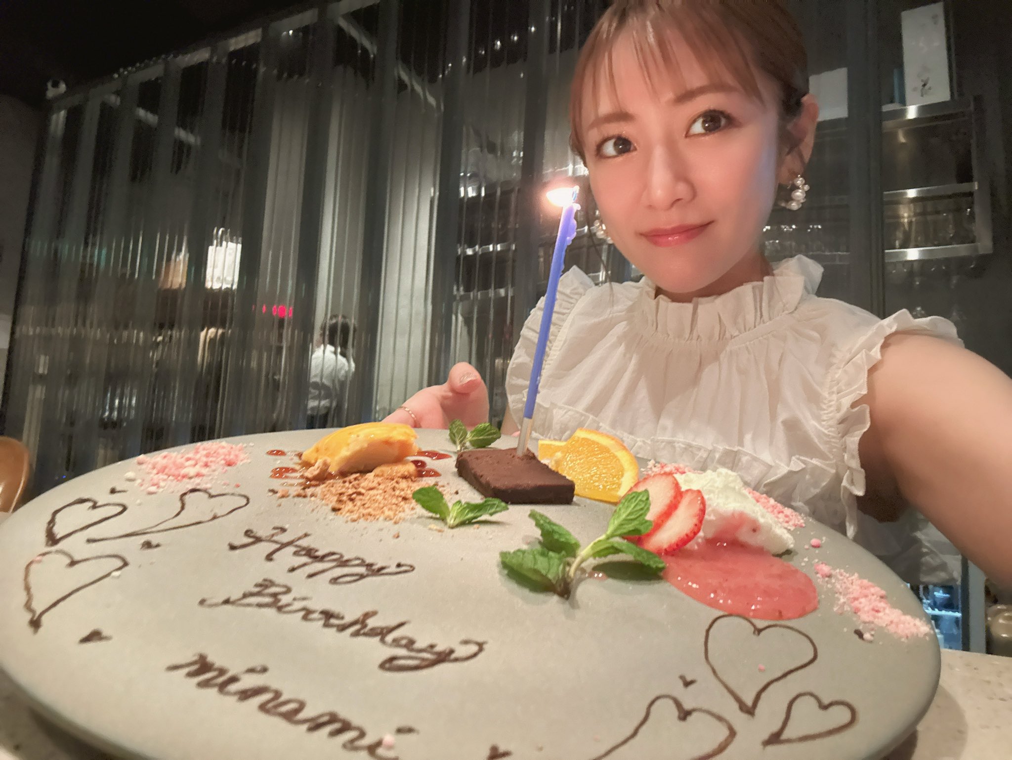 高橋みなみカレンダー2011 Amazon.co.jp: 高橋みなみ(AKB48) 2011年 カレンダー