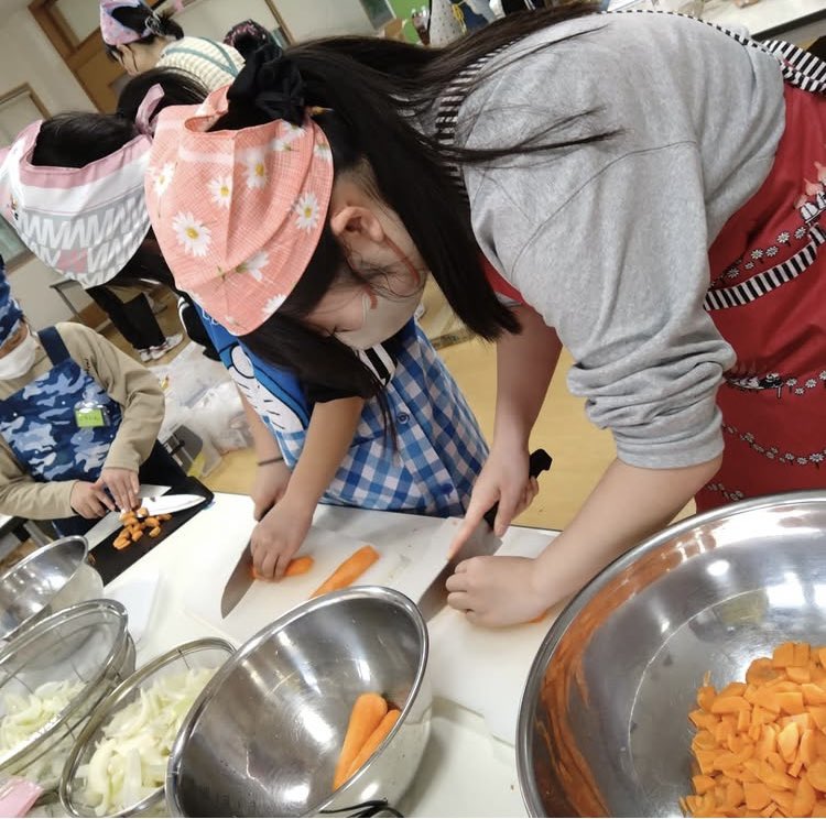 4/6🌸ぴよっこ食堂
高校生スタッフが大活躍でした✨