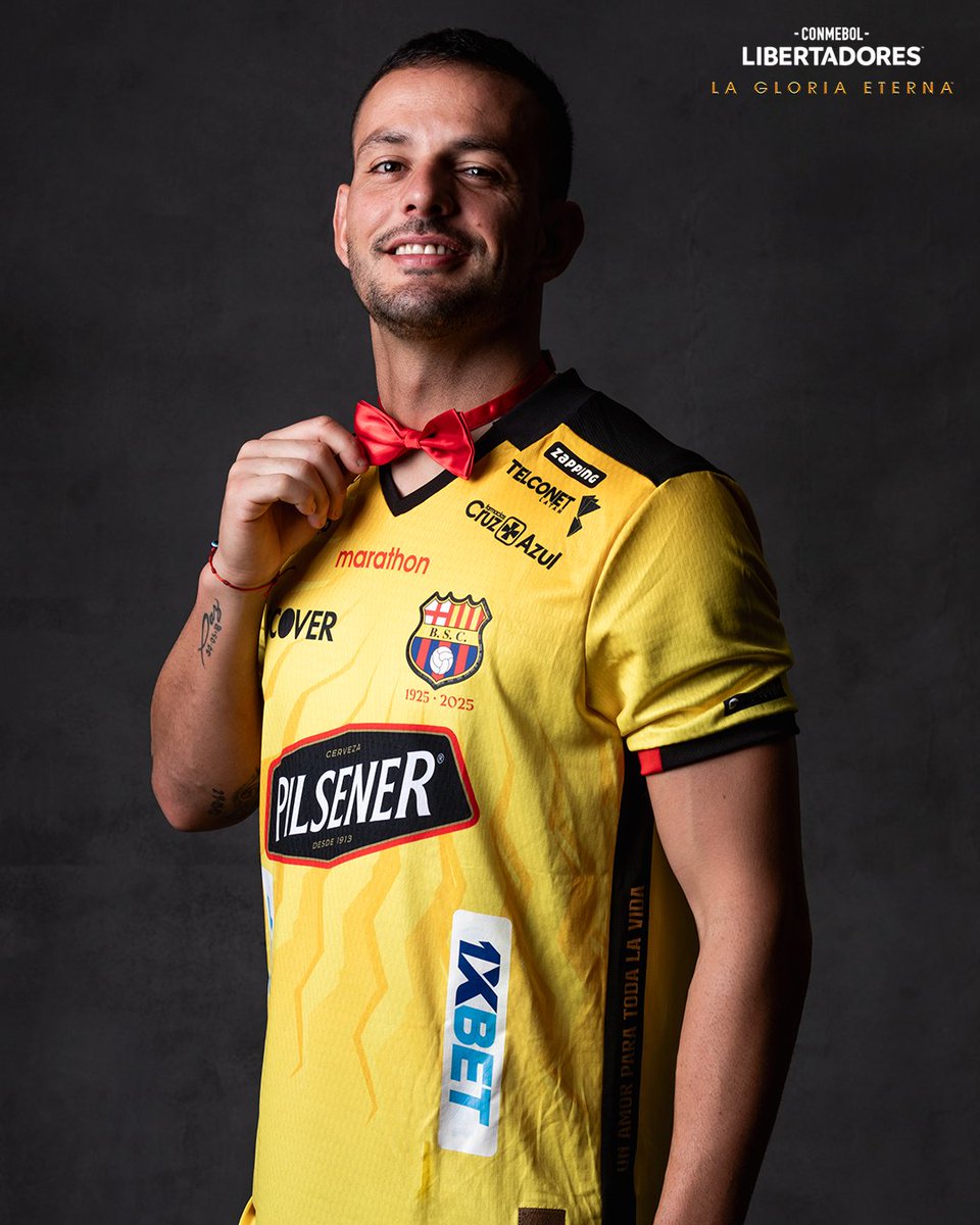 Libertadores's tweet photo. 🕴️‍♂️🤔 ¿Por qué tan elegantes? ¡Juega @BarcelonaSC 🇪🇨!

🏆 CONMEBOL #Libertadores | #GloriaEterna https://t.co/yHKTBWuHfC