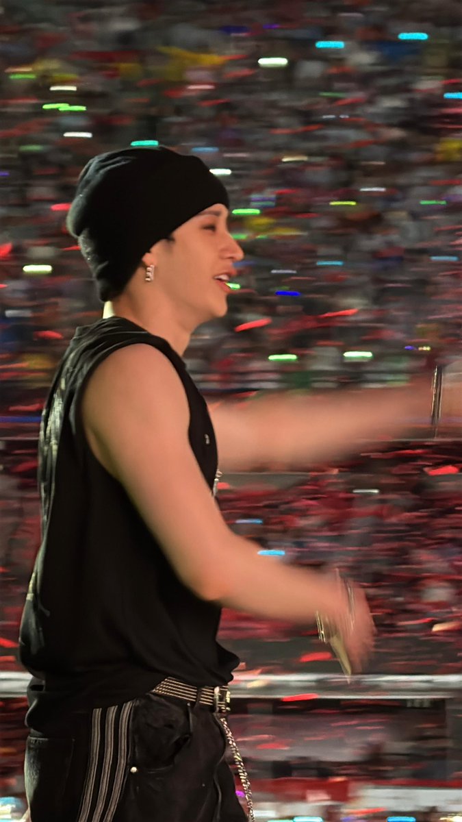 lwthoseokk's tweet image. ❤️‍🩹❤️‍🩹