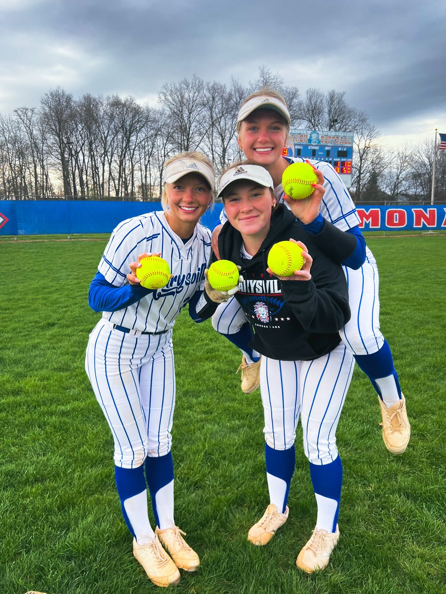 Storied Rivals® (@storiedrivals) on Twitter photo ✅ 4 Home Runs
✅ Home Opener WIN
✅ League Opener WIN
✅ Way too cold and windy
<a href="/MvilleSBOH/">Marysville High School Softball</a> smashed their way past Dublin Jerome, 13-1 in 5 innings
4 HRs including ✌️GRAND SLAMS by sister duo <a href="/HutchinsSienna/">Sienna Hutchins</a> + <a href="/Jaidan_Hutchins/">Jaidan Hutchins</a> plus a 2R HR from <a href="/JosieBumgarner/">Josie Bumgarner *Uncommitted*</a> 💣 ✅ 4 Home Runs
✅ Home Opener WIN
✅ League Opener WIN
✅ Way too cold and windy
<a href="/MvilleSBOH/">Marysville High School Softball</a> smashed their way past Dublin Jerome, 13-1 in 5 innings
4 HRs including ✌️GRAND SLAMS by sister duo <a href="/HutchinsSienna/">Sienna Hutchins</a> + <a href="/Jaidan_Hutchins/">Jaidan Hutchins</a> plus a 2R HR from <a href="/JosieBumgarner/">Josie Bumgarner *Uncommitted*</a> 💣