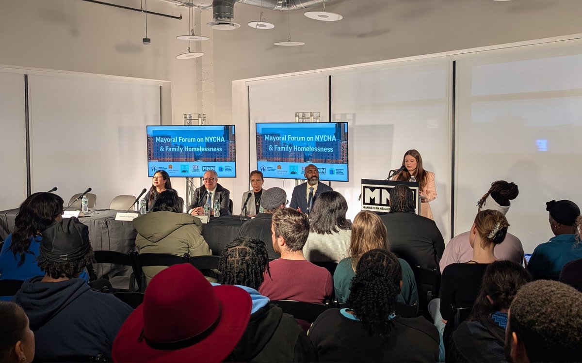 <a href="/JeanmarieEvelly/">Jeanmarie Evelly</a> <a href="/CityLimitsNews/">City Limits</a> just kicked off our Democratic Mayoral Forum on NYCHA and Family Homelessness at <a href="/MNNNYC/">Manhattan Neighborhood Network</a>

Watch the livestreaming: us02web.zoom.us/j/81220309746?…