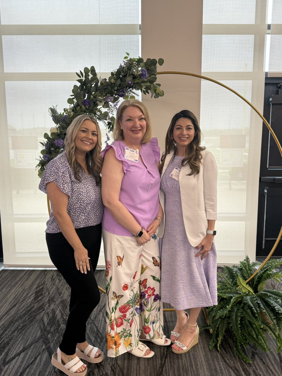 Jessica Altman (@altman_j10) on Twitter photo I had the honor this past weekend of being poured into by amazing women and leaders <a href="/R4TCWSE/">TCWSE Region 4</a>. <a href="/TomballISD/">Tomball ISD</a> truly represented at this event and it was inspiring hearing from so many powerful women leaders! I had the honor this past weekend of being poured into by amazing women and leaders <a href="/R4TCWSE/">TCWSE Region 4</a>. <a href="/TomballISD/">Tomball ISD</a> truly represented at this event and it was inspiring hearing from so many powerful women leaders!