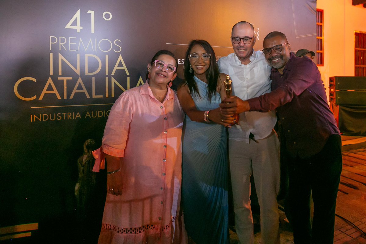 GANAMOSS <a href="/Indiapremiostv/">PremiosIndiaCatalina</a> Premios India Catalina / Mejor Serie Documental 🏆🙌🏾 LEGADO somos ToDOS !! #2025
🎬 <a href="/elcuervo_ro/">rodrigo cuervo j.</a> <a href="/fumceta/">FumcetaTvétnica</a> #PremiosIndiaCatalina graciasss !!@TelepacificoTV
