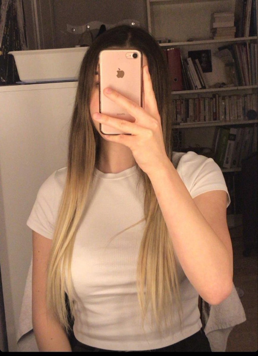marjustmee's tweet photo. I want to go back to blonde hair so hard 😪 https://t.co/bre9ovQS1g