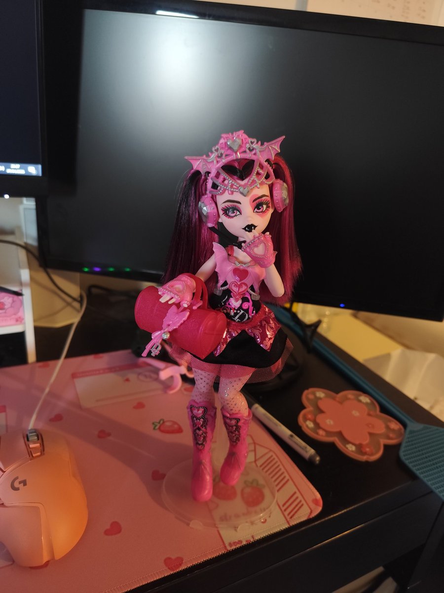 Content from pinkymonsta