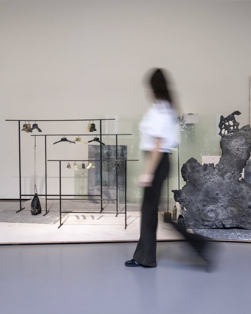 Bentornati ✨

Le nostre sale finalmente prendono vita con voi!

Scoprite i grandi progetti espositivi dedicati a #ThomasSchütte e #TatianaTrouvé con un biglietto unico!