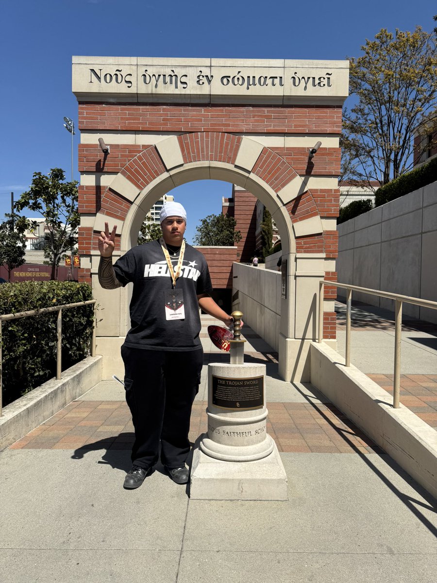 Samson Fatu (@samson_fatu) on Twitter photo Had a great time at the USC spring practice! Thank you to the USC coaches for having me.
<a href="/uscfb/">USC Football ✌️</a> <a href="/Coach_JRowe/">Jonathon Rowe</a> <a href="/EvanYabu/">Evan Yabu</a> <a href="/SukiVTHO/">Coach SukiV</a> <a href="/hellstarsports/">Hellstar Sports</a> Had a great time at the USC spring practice! Thank you to the USC coaches for having me.
<a href="/uscfb/">USC Football ✌️</a> <a href="/Coach_JRowe/">Jonathon Rowe</a> <a href="/EvanYabu/">Evan Yabu</a> <a href="/SukiVTHO/">Coach SukiV</a> <a href="/hellstarsports/">Hellstar Sports</a>