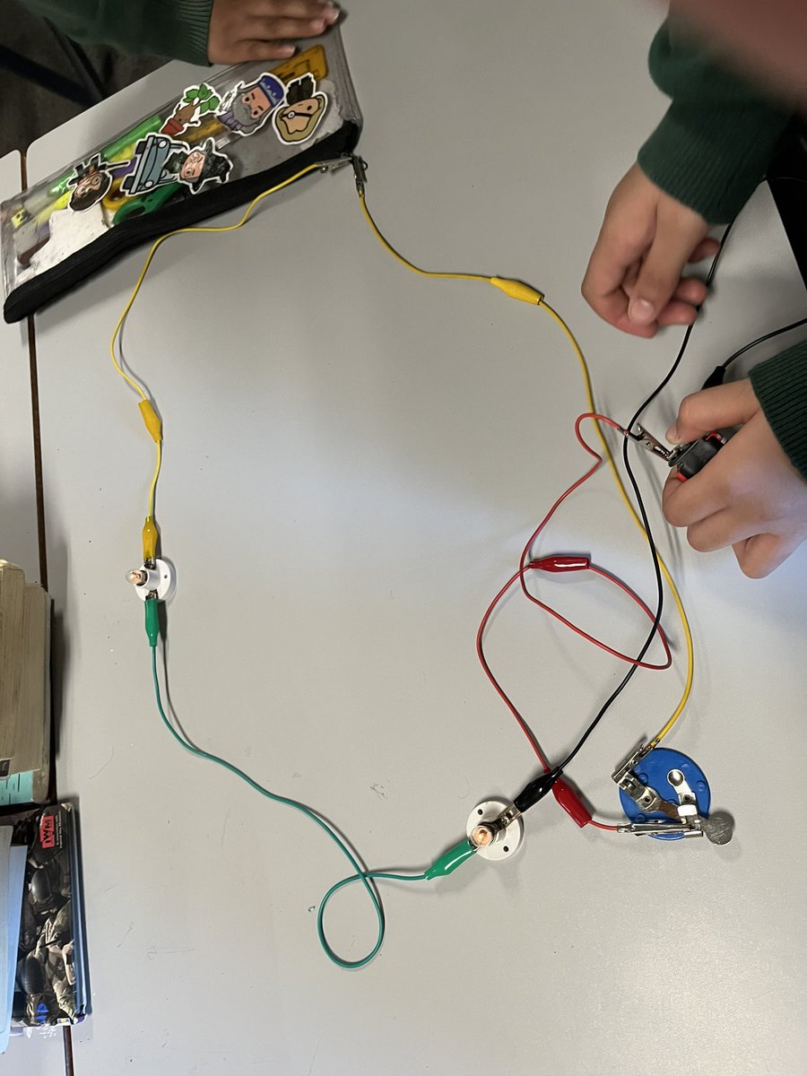 Miss Harvey (@missharvey8) on Twitter photo Great afternoon with <a href="/missfielding_yp/">Miss Fielding</a> using our prior knowledge of electricity to create our own circuits <a href="/YPSScience/">YPS Science</a> Great afternoon with <a href="/missfielding_yp/">Miss Fielding</a> using our prior knowledge of electricity to create our own circuits <a href="/YPSScience/">YPS Science</a>
