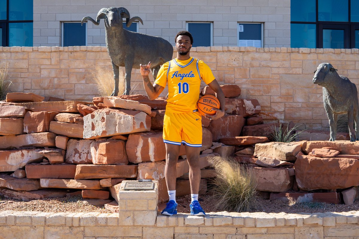 Blessed to announce my commitment to Angelo State University <a href="/AngeloStateMBB/">Angelo State Men’s Basketball</a> <a href="/CoachVinayPatel/">Vinay Patel</a> <a href="/CoachColeRab/">Cole Rabedeaux</a> <a href="/CoachConnorM/">Connor Moore</a>