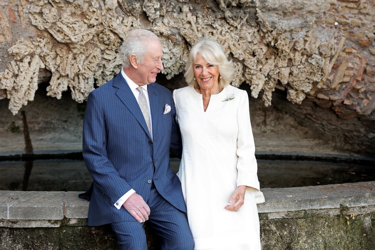 As we begin our first visit to Italy as King and Queen, we are so looking forward to celebrating our twentieth wedding anniversary in such a special place – and with such wonderful people! A presto, Roma e Ravenna! 
-Charles R &amp; Camilla R.

📸 Chris Jackson
