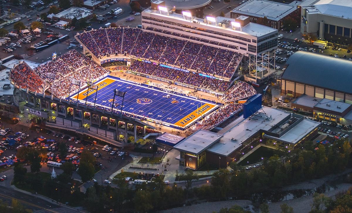 CFB_Overtime's tweet image. Stadium of the Day 🔥

🏟️ Albertsons Stadium
📍 Boise, Idaho
🗣️ 36,400
🏗️ September 11, 1970