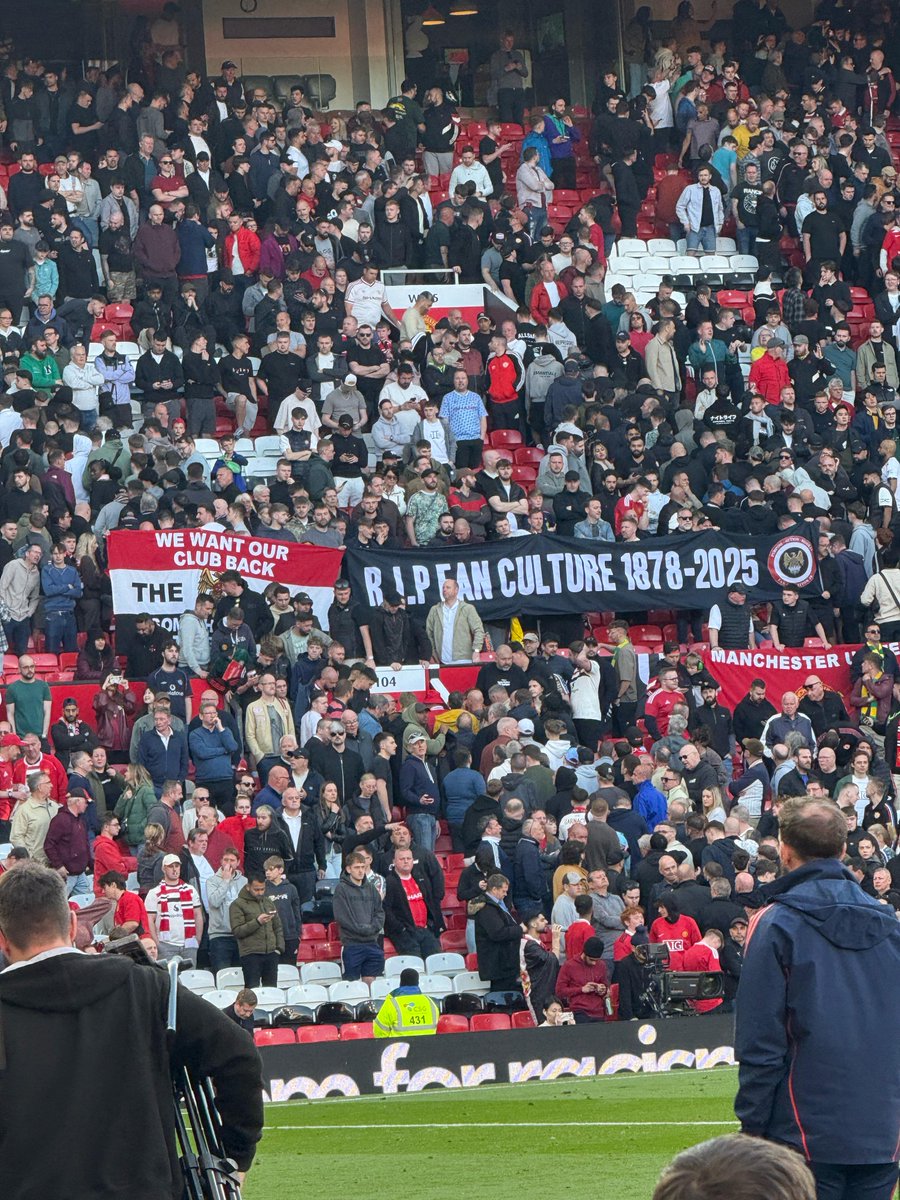 🗣️Aftermath City Sit In

Thanks to everyone who took part in the sit in yesterday. To those who stayed 10 minutes and those who stayed a lot longer.

Whether directly impacted or supporting those that are. It is only matter of time before everyone is affected. We can see how this