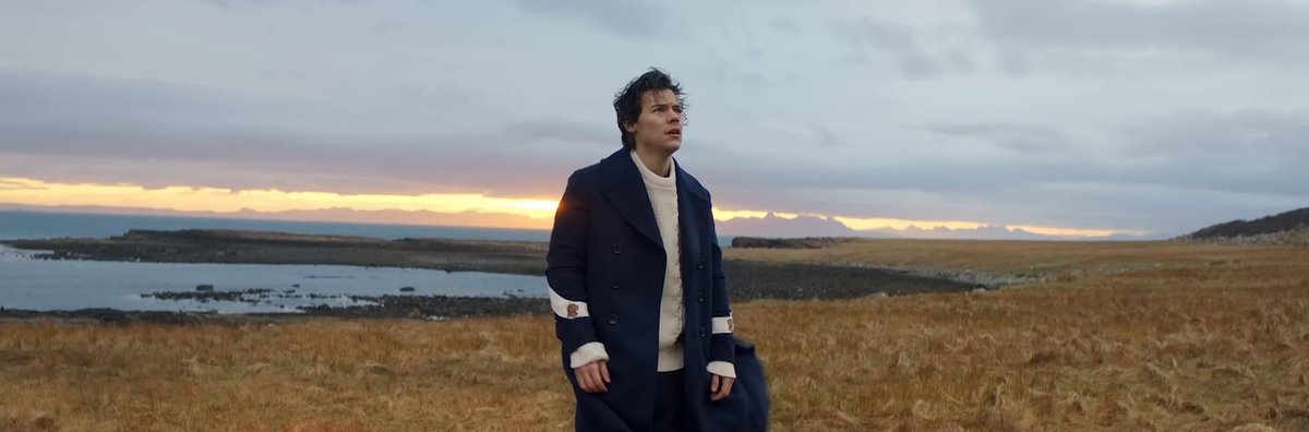 “Sign Of The Times” - Harry Styles 
(07/04/2017)