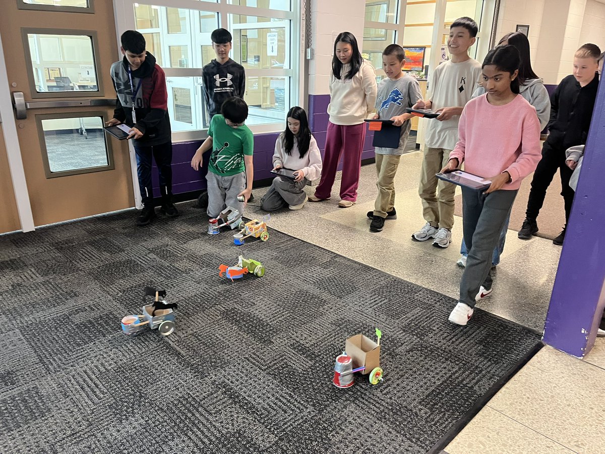 Mrs. Slaviero (@mrsslaviero) on Twitter photo Chariot racing in Language Support-History today! The learning and laughter are wonderful to see! History+STEAM=SHTEAM!
Always appreciate your mentorship <a href="/EBergerTeaches/">Erika Berger</a> Chariot racing in Language Support-History today! The learning and laughter are wonderful to see! History+STEAM=SHTEAM!
Always appreciate your mentorship <a href="/EBergerTeaches/">Erika Berger</a>
