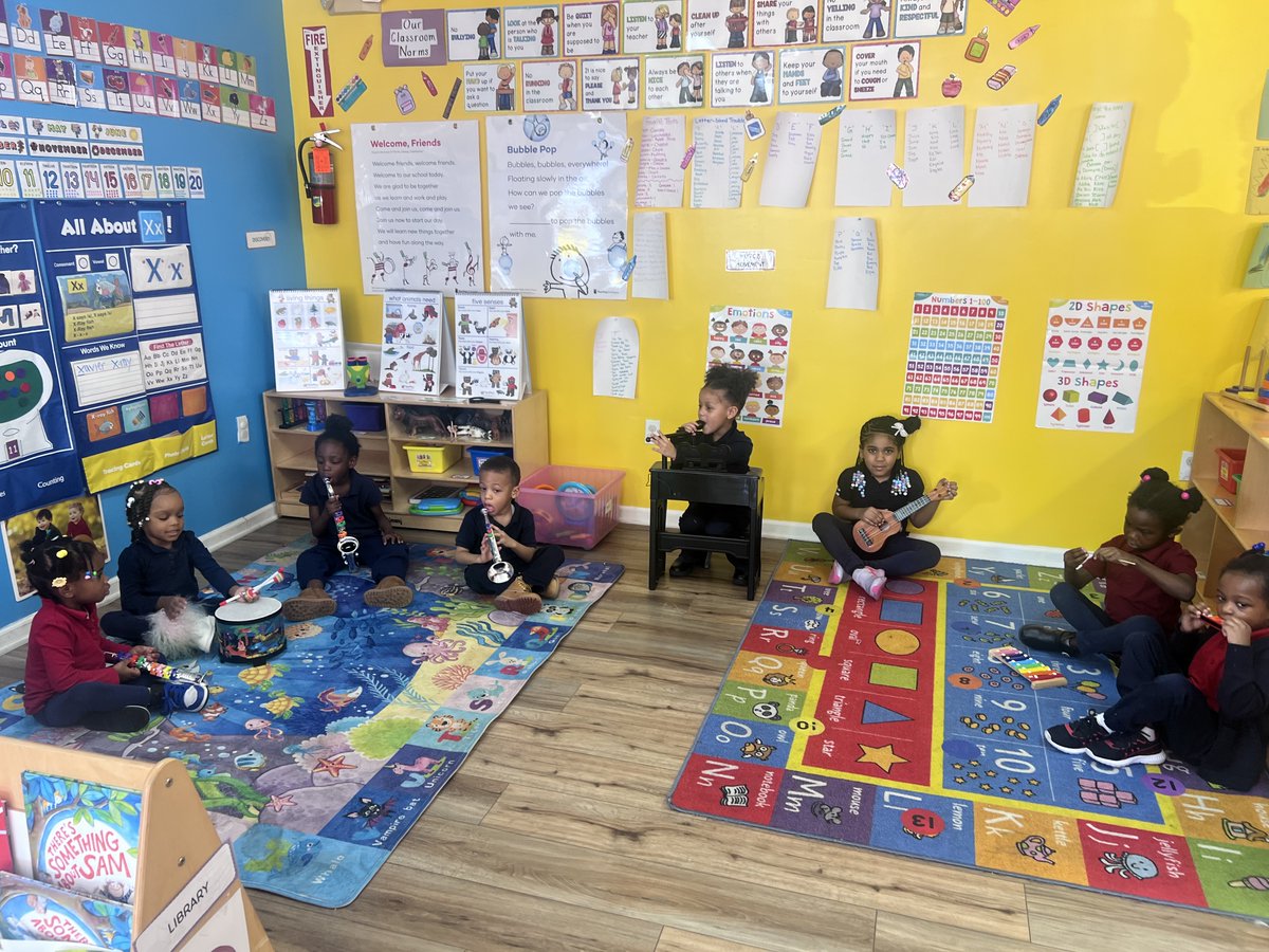 We’re kicking off #WOYC25 with Music Monday! 🎶 Today, students are dancing, singing, and making joyful noise! 🎤 Did you know @philaparksandrec offers year-round music + arts programs to help kids express themselves + build confidence? Learn more: phila.gov/departments/ph…