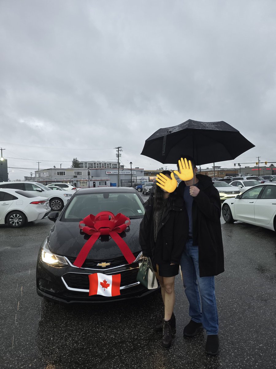 この度、免許ない人間がカナダで車買いました。購入時の説明はリスニングLv100でした。