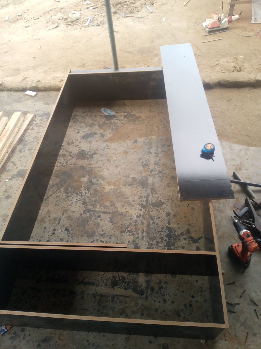 Lifeof_umoh's tweet photo. Small habits lead to big wins. 🌋
From wigs to shoes, this cabinet's got it all! #fashionstorage
#MakerInTheMaking
D'FURNITUREGUY ❤️⚒️
It will take nothing to repost my works ejhor, my client might be in your audience https://t.co/3vsHDV1CVE
