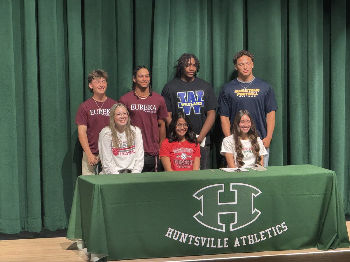 Todd Moebes (@coachmoebes) on Twitter photo Congratulations to our seniors for signing to continue their academic and athletic careers at the next level.
#BuildingChampions
#EverythingMatters
<a href="/_HuntsvilleFB_/">Huntsville Hornet Football</a> <a href="/hhsmainoffice/">HornetNation</a> <a href="/HISDHornets/">HUNTSVILLE ISD</a> <a href="/THSCAcoaches/">THSCA</a> <a href="/uiltexas/">Texas UIL</a>
Stingâem!! Congratulations to our seniors for signing to continue their academic and athletic careers at the next level.
#BuildingChampions
#EverythingMatters
<a href="/_HuntsvilleFB_/">Huntsville Hornet Football</a> <a href="/hhsmainoffice/">HornetNation</a> <a href="/HISDHornets/">HUNTSVILLE ISD</a> <a href="/THSCAcoaches/">THSCA</a> <a href="/uiltexas/">Texas UIL</a>
Stingâem!!