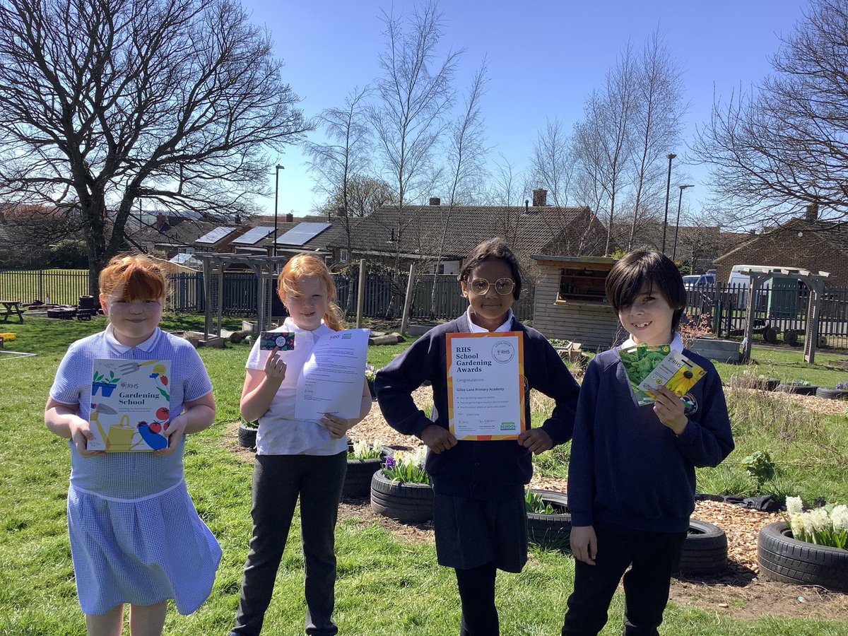 Today, we arrived back to school to a wonderful surprise! 
We’ve been successful in achieving the Level 4 RHS School Garden Award!

Well done to all of our fantastic children who make sure our grounds are always looking gorgeous! 🌷🪴