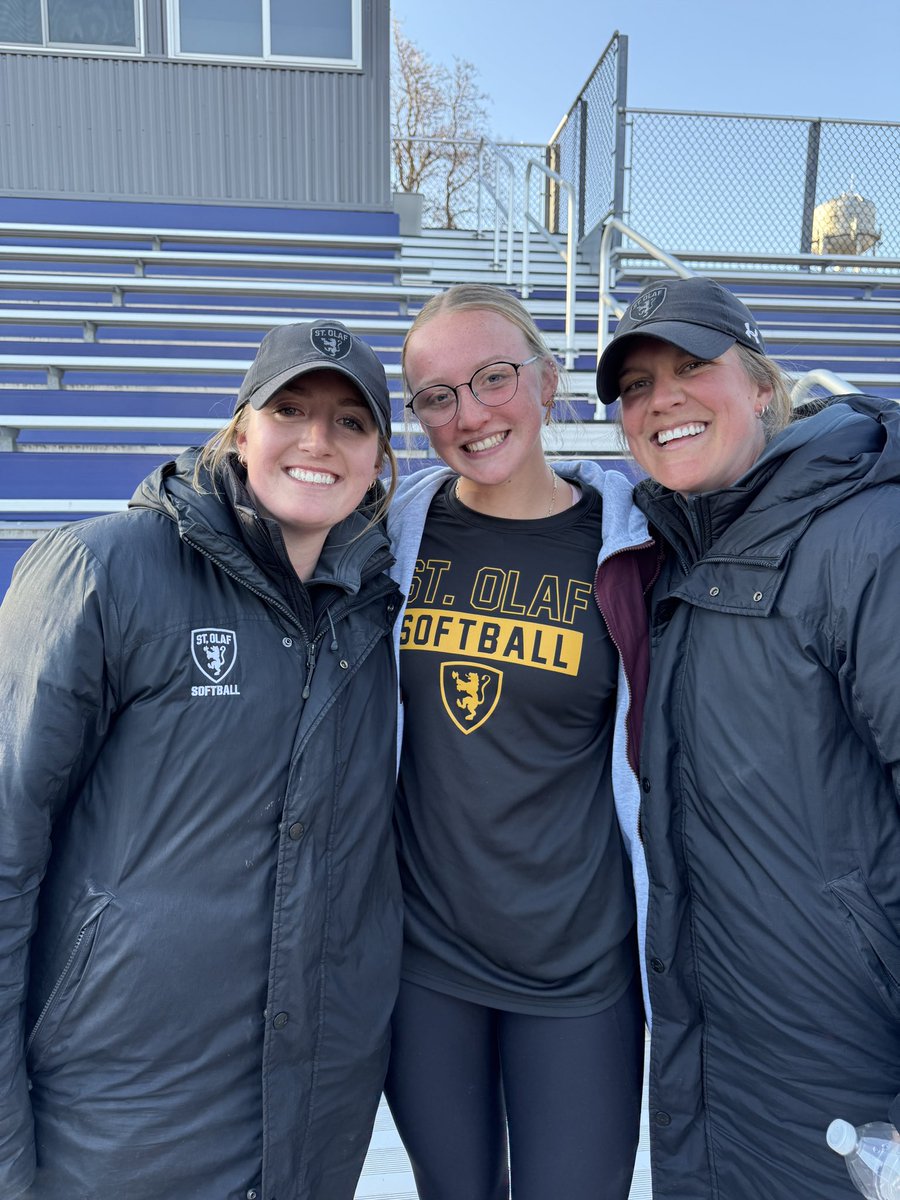 Ellie Riekhof tweet media