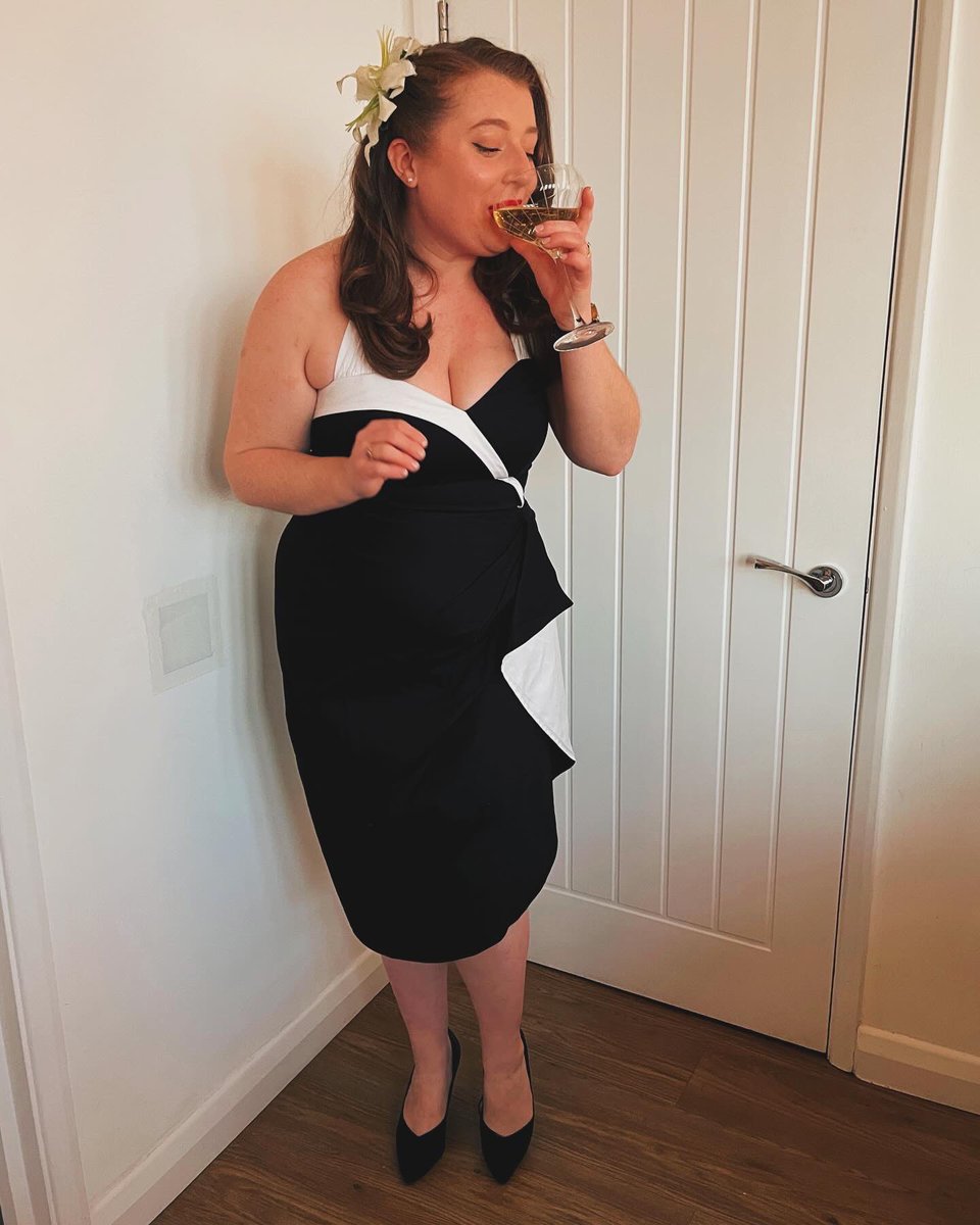 rubythejazzdiva's tweet image. Twenty-ninneeeeeee &amp;amp; feelin’ just fineeeeee 💃🏼🥂

A massively belated thank you to everyone for all the lovely birthday wishes, messages, cards and gifts. It was the most wonderful, lovely day!

The countdown to 30 has begun!
R 💋

#thejazzdivaofourera #rubyrobinsonmusic