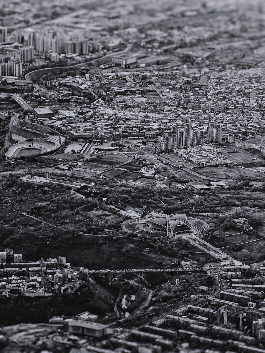 Yerevan
🤍🩶🖤