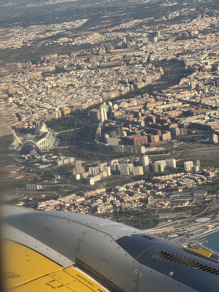 Ernesto Panadero (@ernestopanadero) on Twitter photo Happy to be back to the Universitat de Valencia to talk about assessment and SRL in representation of <a href="/carpe_dcu/">Assessment Matters</a> <a href="/DCU_IoE/">DCU Institute of Education</a> and <a href="/ERLAgroup/">ERLA Group</a> Happy to be back to the Universitat de Valencia to talk about assessment and SRL in representation of <a href="/carpe_dcu/">Assessment Matters</a> <a href="/DCU_IoE/">DCU Institute of Education</a> and <a href="/ERLAgroup/">ERLA Group</a>