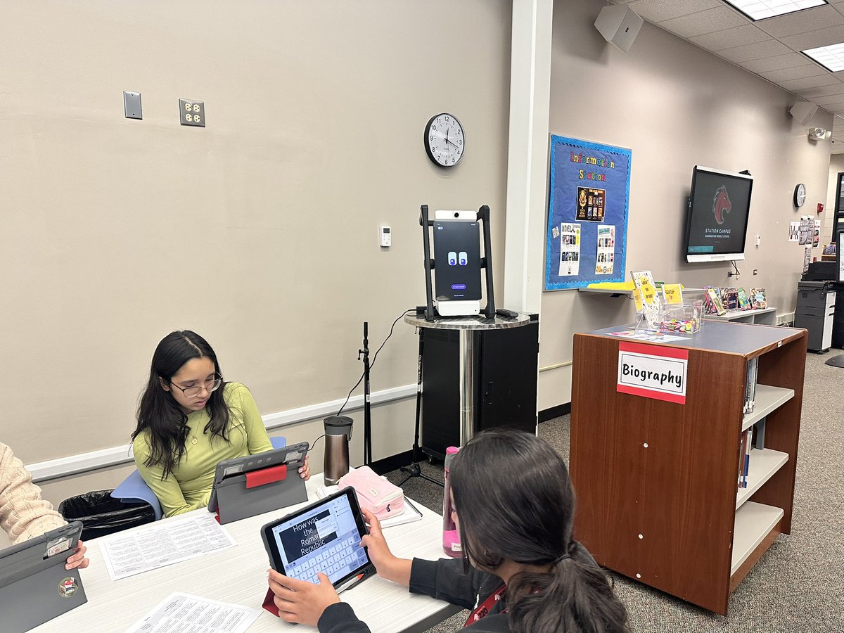 Tried out @Swivl’s <a href="/MirrorTalkAI/">MirrorTalk</a> during a lesson today—what a game changer for self-reflection! Got instant, actionable feedback—already planning tweaks for next time. #EdTech #ReflectAndGrow