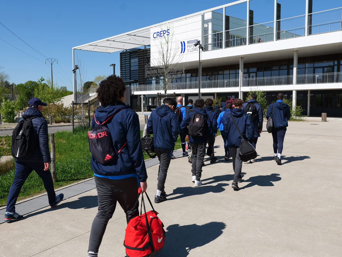 LigueFootLFPL's tweet image. [INTERLIGUES #Futsal]

✅ Retour sur la première journée au @CREPSPDL avec 4 Ligues représentées en catégories #U15 et #U17. Au programme de ce mardi : 8 nouvelles rencontres (matin et après-midi) 📸➡️ facebook.com/share/16qoD4qL…