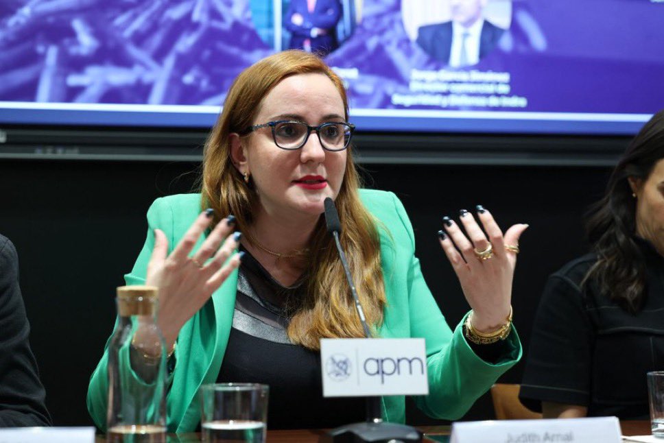 Un placer haber participado hoy en el evento de la <a href="/aprensamadrid/">APM</a> y <a href="/Equipo_Europa/">Equipo Europa</a>, donde he abordado desde una perspectiva económica, financiera e industrial los retos que enfrenta la UE 🇪🇺en materia de defensa, así como las tensiones financieras y comerciales derivadas de las