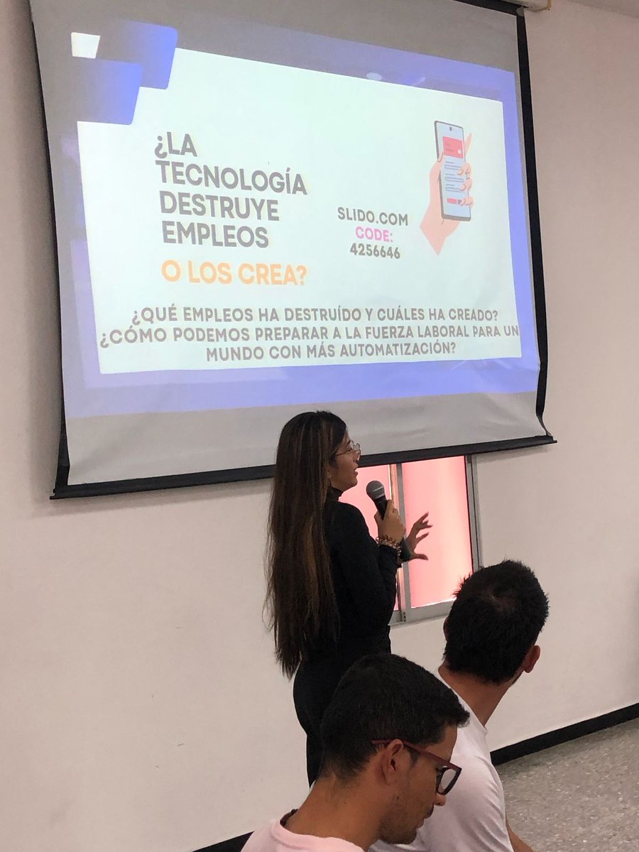 ¡FETRADEC presente en el Encuentro Nacional de Jóvenes CGT! .
Con representación de Leydis Venera, Elkin Jiménez, Elsido Gutiérrez y la Dra. Alix Meriam Chaparro. 
 💬 Se debatieron retos laborales y liderazgo juvenil. 
 ✊ ¡Seguimos construyendo futuro! 
 #CGT #JuventudSindical
