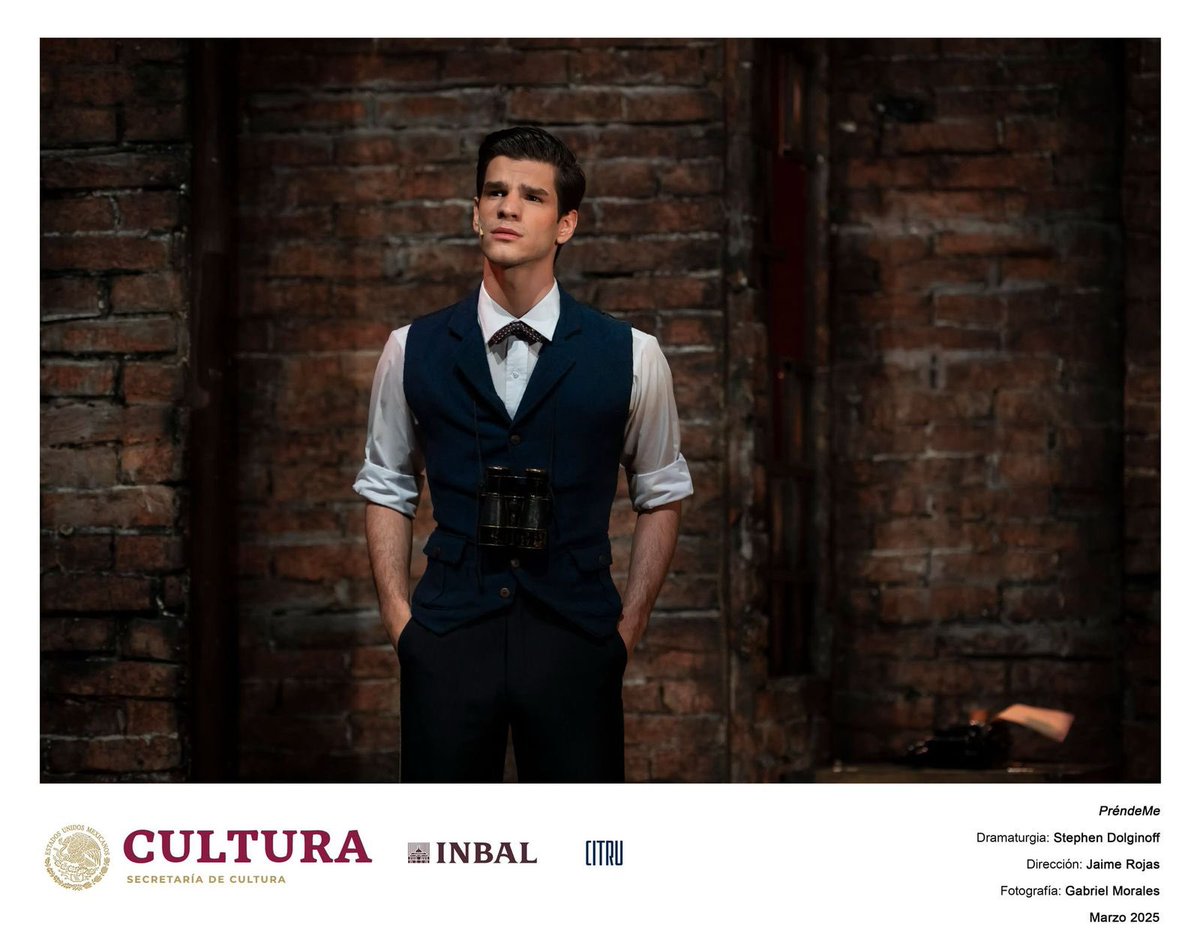 El Instituto Nacional de Bellas Artes hizo parte del acervo cultural de México a Préndeme  y fueron a tomar fotitos el lunes pasado para hacer el registro ✨. Qué orgullo formar parte de este proyecto y dejar una huellita de esta forma ✨💕