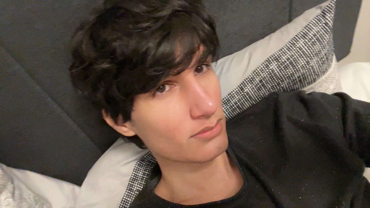 cant u see i bloom at night