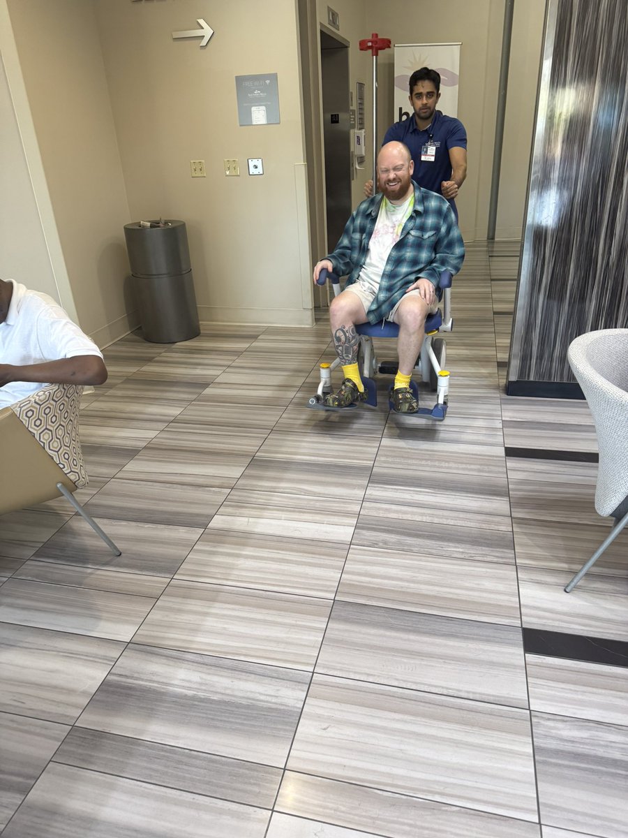 TrippyCollect0r's tweet image. Made it out safe and sound! Appreciate all the love and support! #SnipSnip