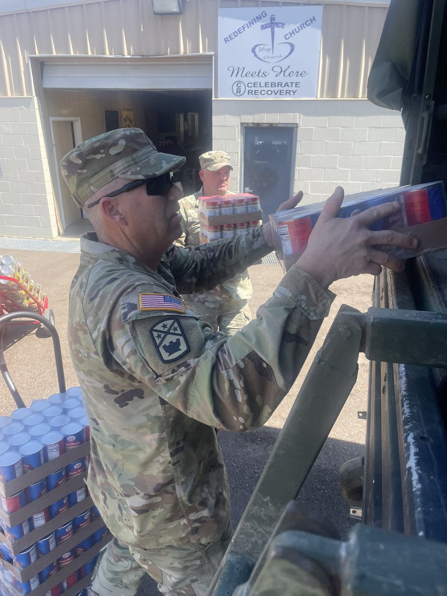 TNMilitaryDept's tweet image. Soldiers from the 230th Engineer Battalion supported Obion County EMA today by delivering 240 cases of essential goods from the Obion County Fairgrounds to the Community Center. These supplies are for citizens affected by the severe storms and flooding over the last 5 days.