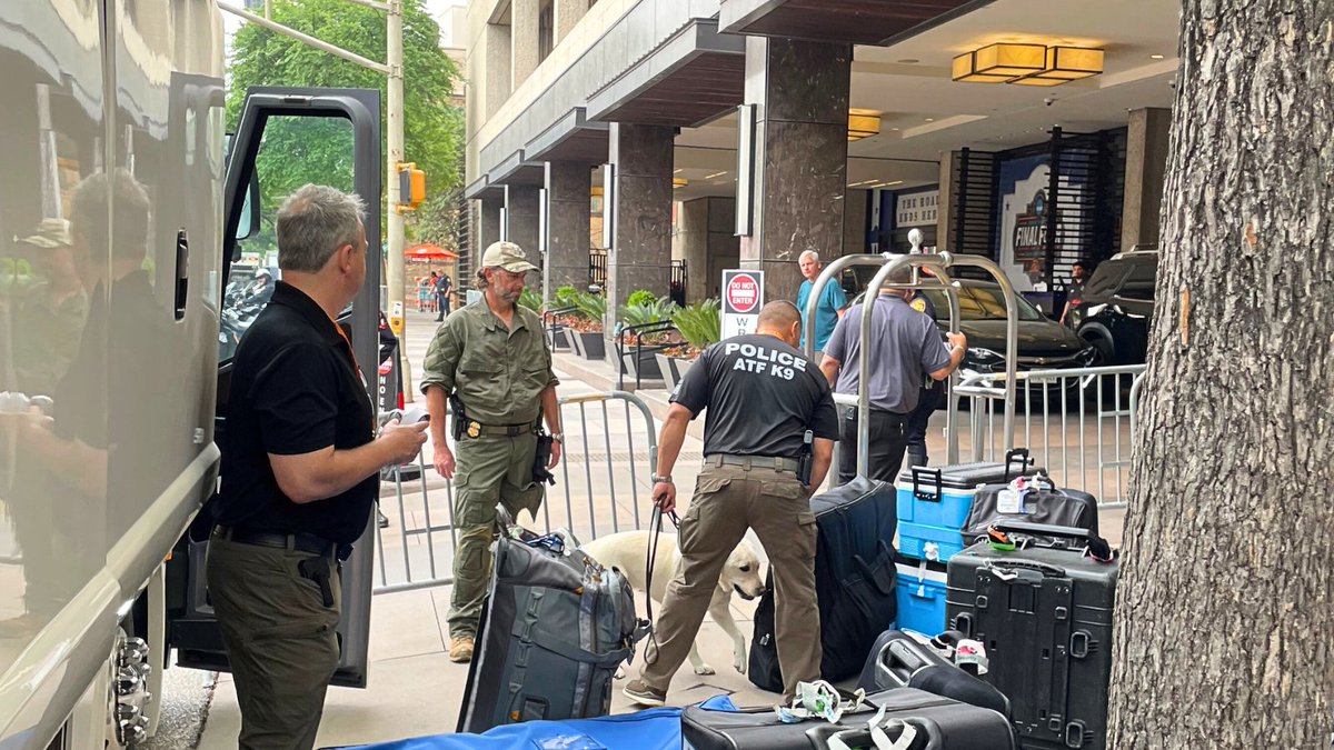 ATF HQ (@atfhq) on Twitter photo As <a href="/GatorsMBK/">Florida Gators Men’s Basketball</a> and <a href="/UHCougarMBK/">Houston Men's Hoops 🏀 🐾</a> gear up for a showdown tonight, ATF’s #ExplosivesDetectionK9 teams are ensuring safety for the players and fans. ATF K-9s are pros at sniffing out explosives, residue, guns and ammo and more. atf.gov/explosives/acc… #TrustYourDog #K9 #MFinalFour As <a href="/GatorsMBK/">Florida Gators Men’s Basketball</a> and <a href="/UHCougarMBK/">Houston Men's Hoops 🏀 🐾</a> gear up for a showdown tonight, ATF’s #ExplosivesDetectionK9 teams are ensuring safety for the players and fans. ATF K-9s are pros at sniffing out explosives, residue, guns and ammo and more. atf.gov/explosives/acc… #TrustYourDog #K9 #MFinalFour