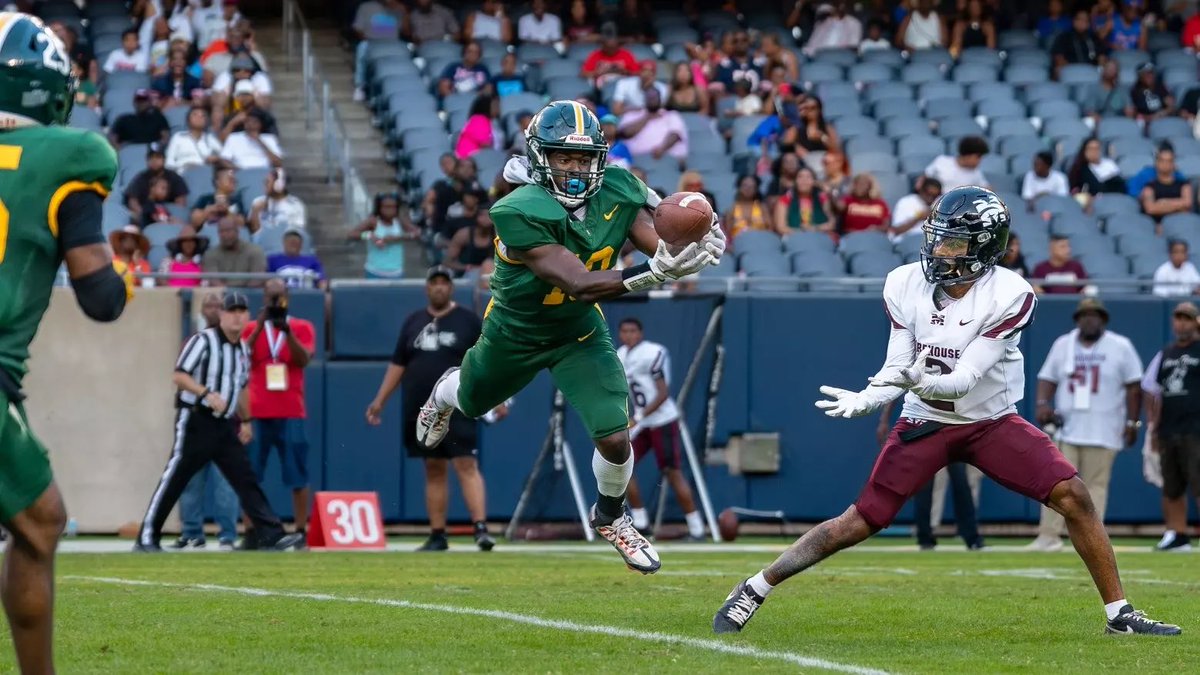 Blessed to receive an offer from Kentucky State‼️🟢🟡 <a href="/F_Huggins80/">Felton Huggins Jr.</a> #AGTG #iplayforhim