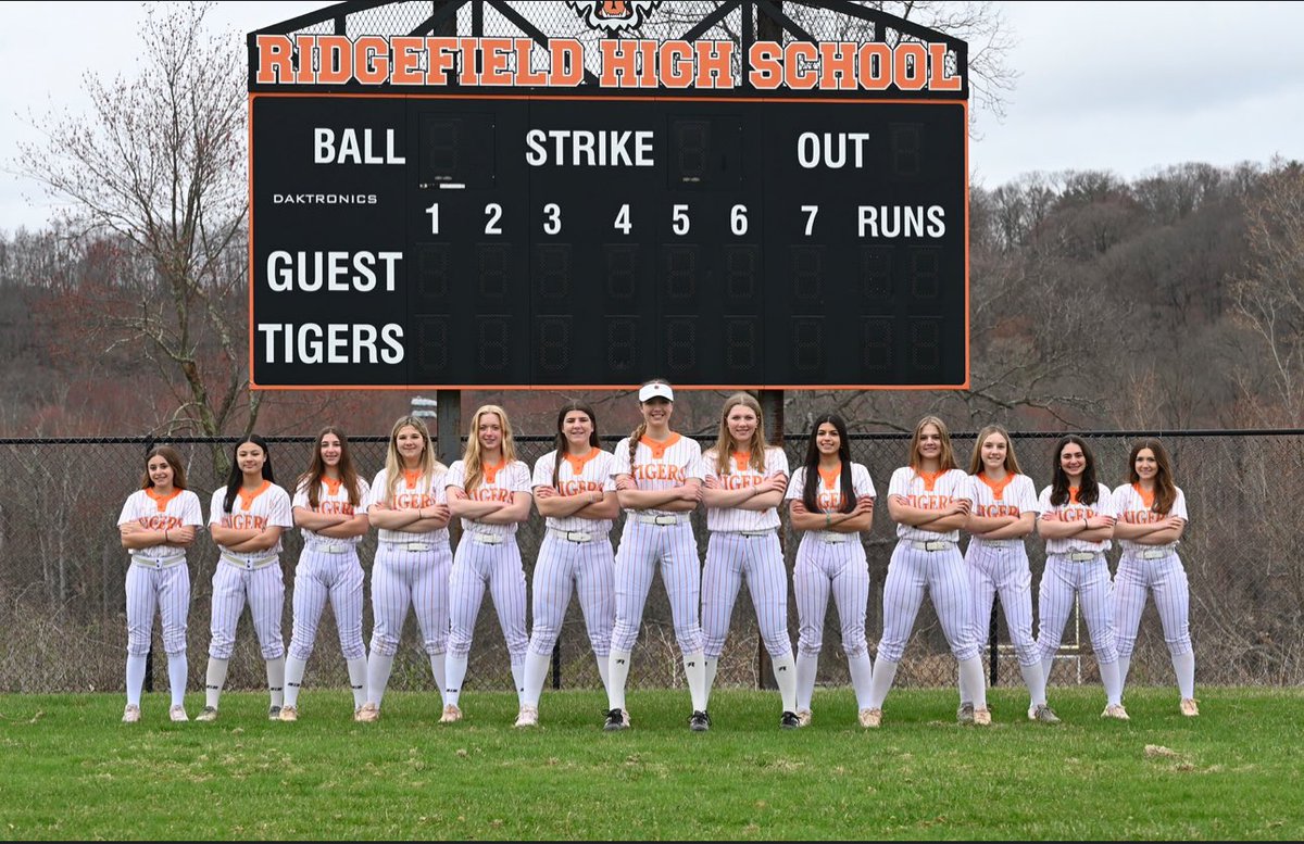 Jada Metzger 2028 (@jadametzger18) on Twitter photo First High School Varsity media day!! Excited for my freshman season with these girls!!!🥎💪<a href="/EStateHuskies/">Empire State Huskies</a> <a href="/Johnknopf10/">John Knopf</a> <a href="/USAElite_Jen/">USA Elite</a> <a href="/britt_allocca/">Brittany Allocca</a> <a href="/CoachPenny_OLY/">Penny Rosario Roberts</a> First High School Varsity media day!! Excited for my freshman season with these girls!!!🥎💪<a href="/EStateHuskies/">Empire State Huskies</a> <a href="/Johnknopf10/">John Knopf</a> <a href="/USAElite_Jen/">USA Elite</a> <a href="/britt_allocca/">Brittany Allocca</a> <a href="/CoachPenny_OLY/">Penny Rosario Roberts</a>