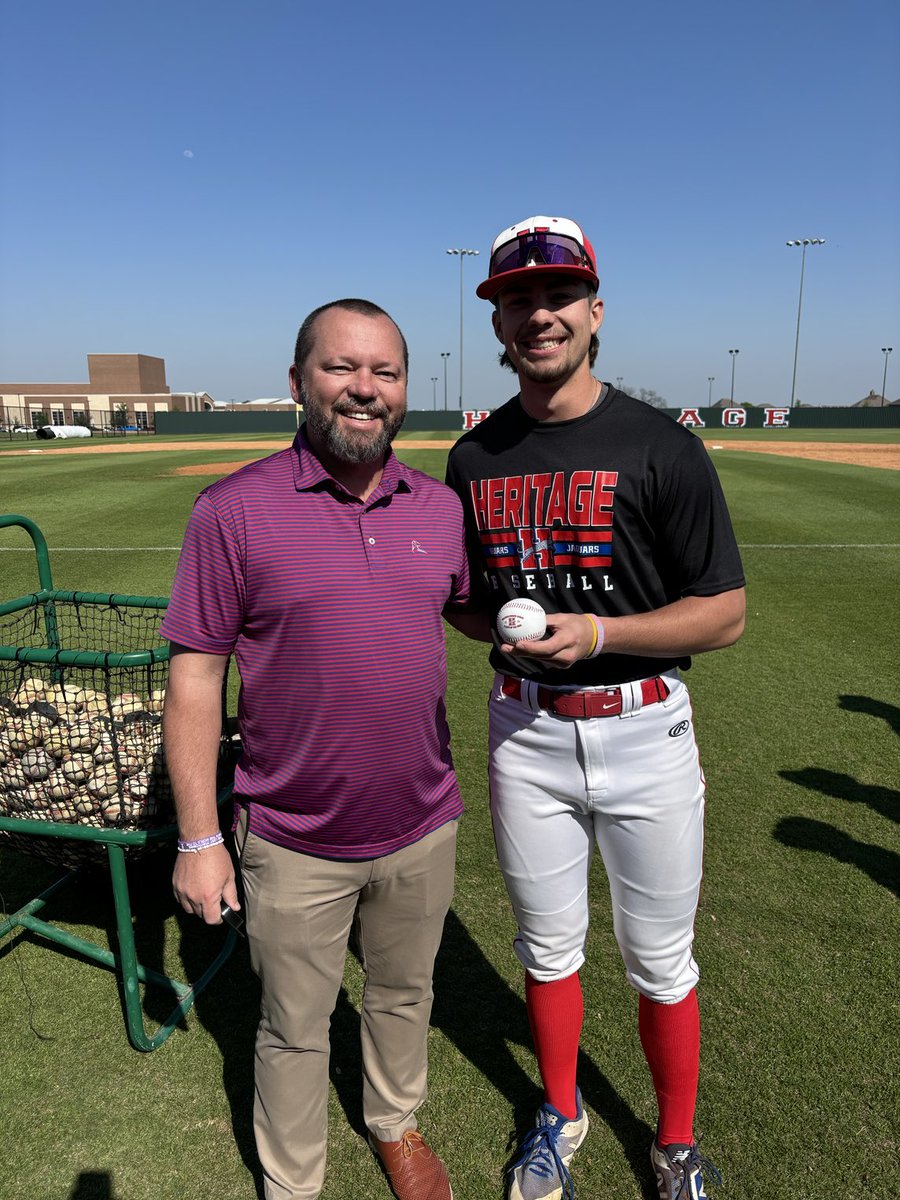Heritage Baseball (@jagbaseball16) on Twitter photo Congrats to <a href="/GavinRailsback1/">@GavinRailsback2025</a> for being the Adam Rope State Farm player of the week!! Thank you Ryan Timm for the presentation. Congrats to <a href="/GavinRailsback1/">@GavinRailsback2025</a> for being the Adam Rope State Farm player of the week!! Thank you Ryan Timm for the presentation.